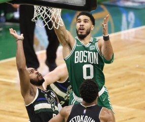 AYX-塔图姆巅峰对决，字母哥与80激战拜仁分钟，高光表现胜负难料！的简单介绍