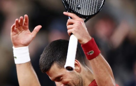 爱游戏-费德勒迎来三赛季高光表现，西班牙队球迷沸腾！的简单介绍