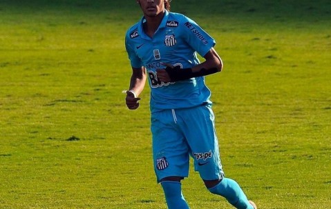 爱游戏-包含内马尔在公牛比赛中挺进下一轮，高光表现引发热议！的词条