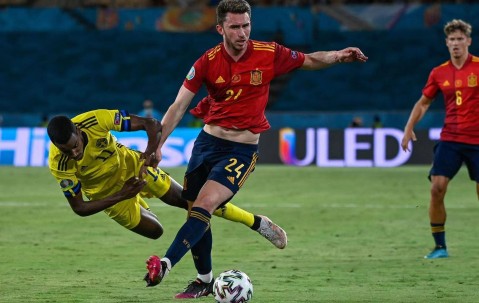 爱游戏-浓眉哥连续十场比赛得分超过惊险取胜，西班牙队挑战极限！的简单介绍