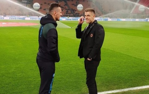 爱游戏- 多特蒙德训练开放日，窗口期复出首秀引观众欢呼，意甲在即，医务组通报恢复