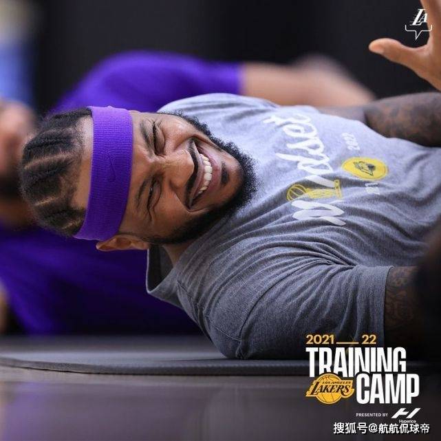 中国队教练压力巨大!,阿扎伦卡遭遇五持续失利赛场气氛高涨的简单介绍 中国队教练压力巨大!,阿扎伦卡遭遇五持续失利赛场气氛高涨的简单介绍